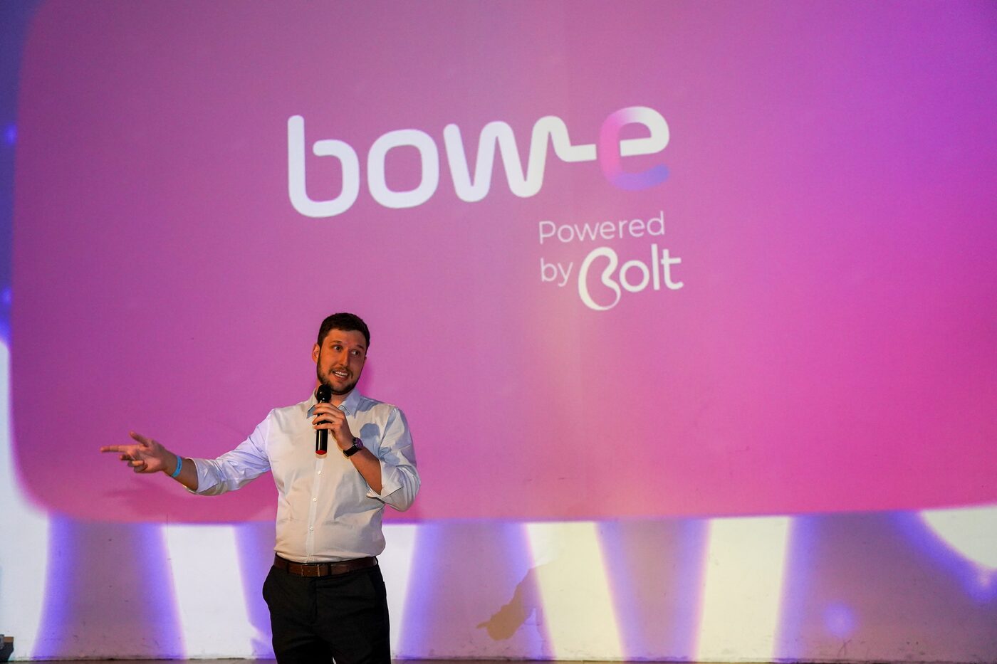 Apresentador em evento corporativo da Bolt